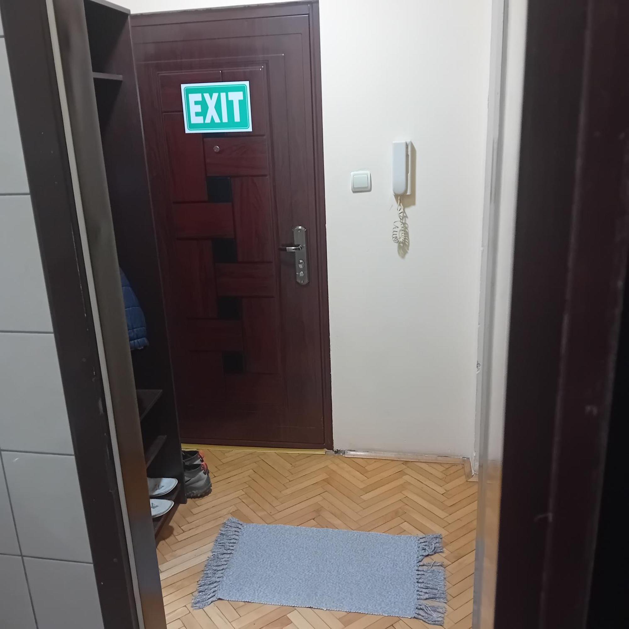Apartment Viktor 2 Stan Na Dan Šabac Esterno foto